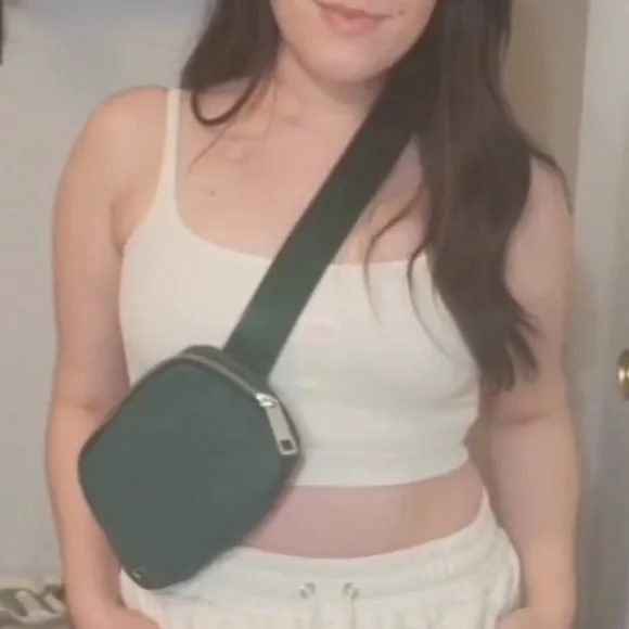 Bo + Tee workout tank / bra - Picture 2 of 2